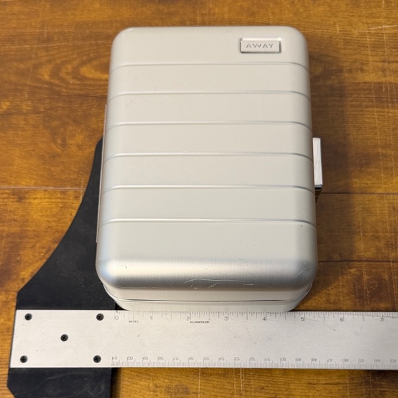 Mini Away Silver Hard Shell Toiletry Case - Picture 5 of 6